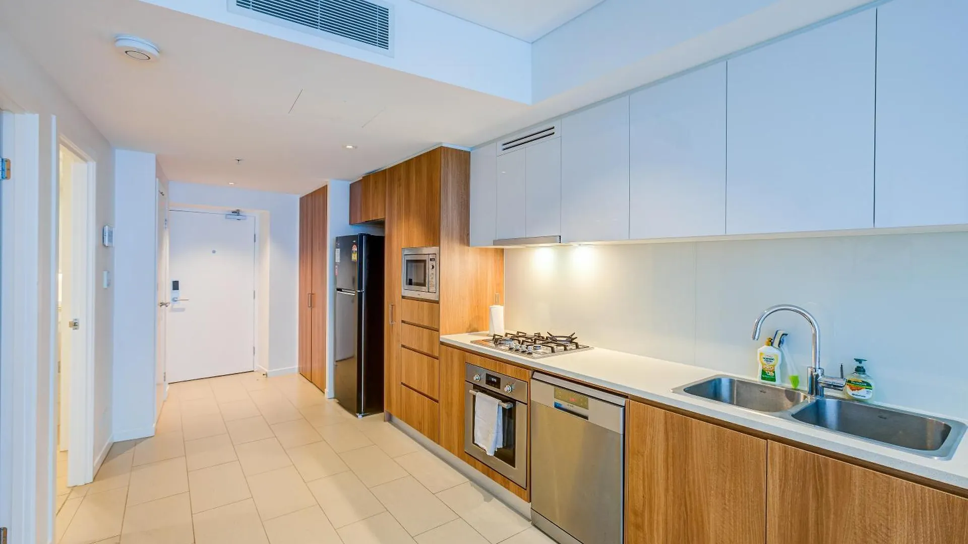Lux Living In Heart Of Brisbane Apartman